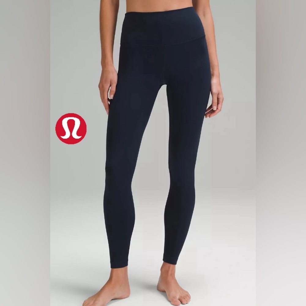 lululemon 25” high rise leggings in navy blue size 8